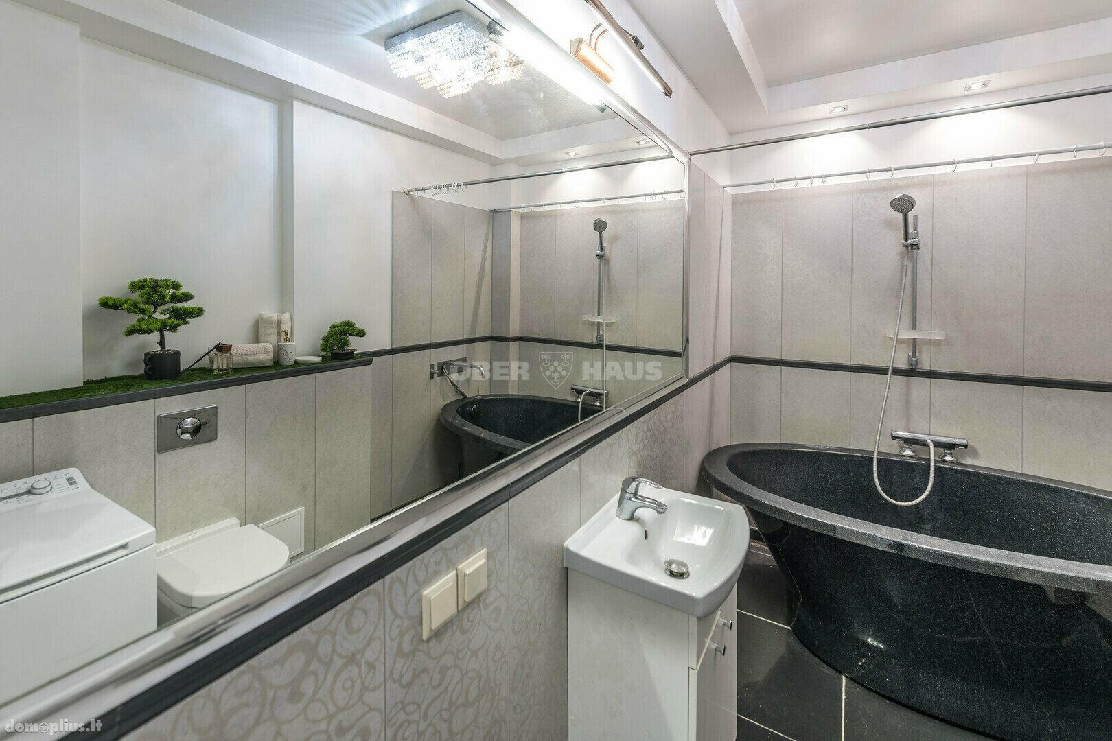 2 rooms apartment for sell Vilniuje, Karoliniškėse, Algimanto Petro Kavoliuko g.
