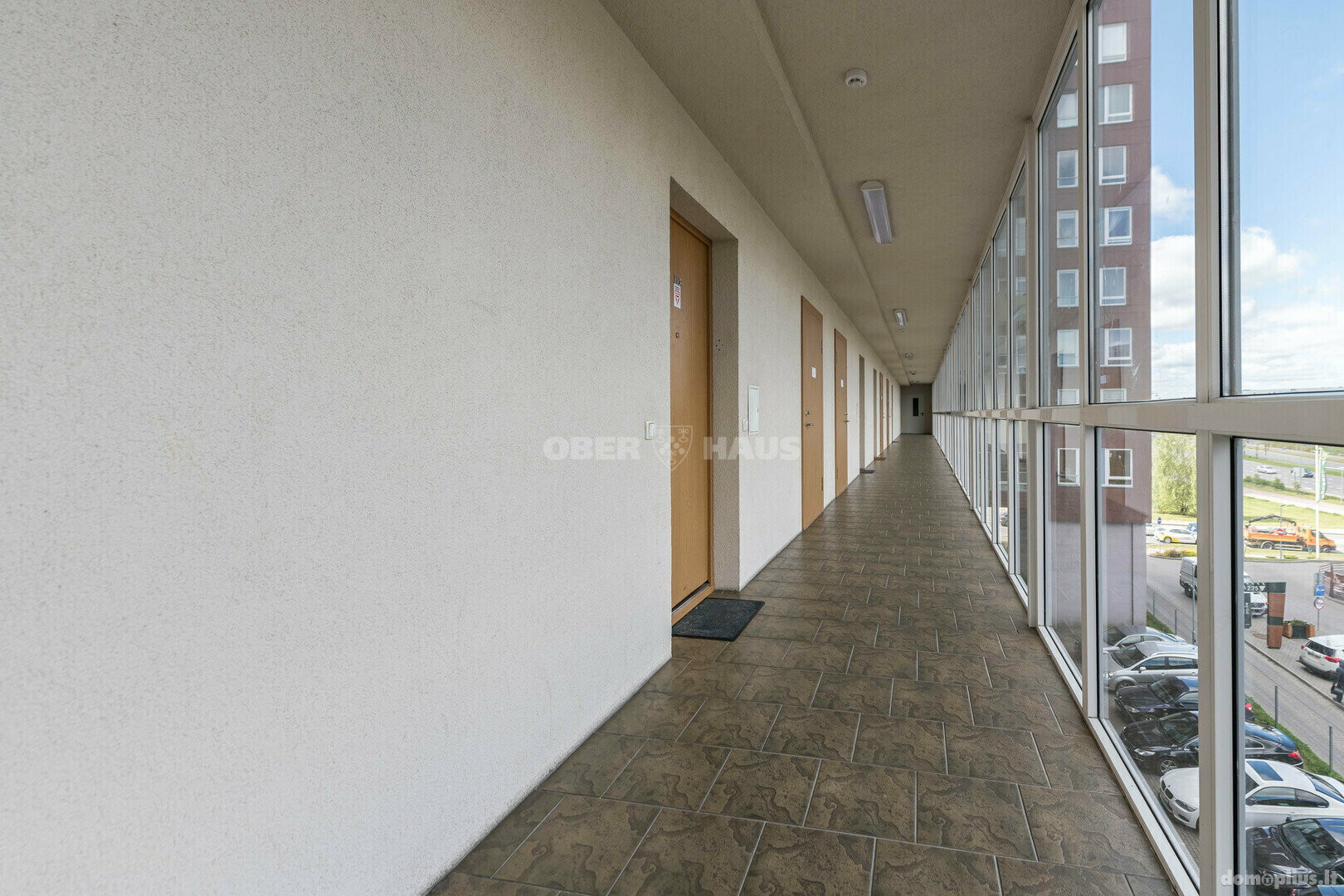2 rooms apartment for sell Vilniuje, Karoliniškėse, Algimanto Petro Kavoliuko g.