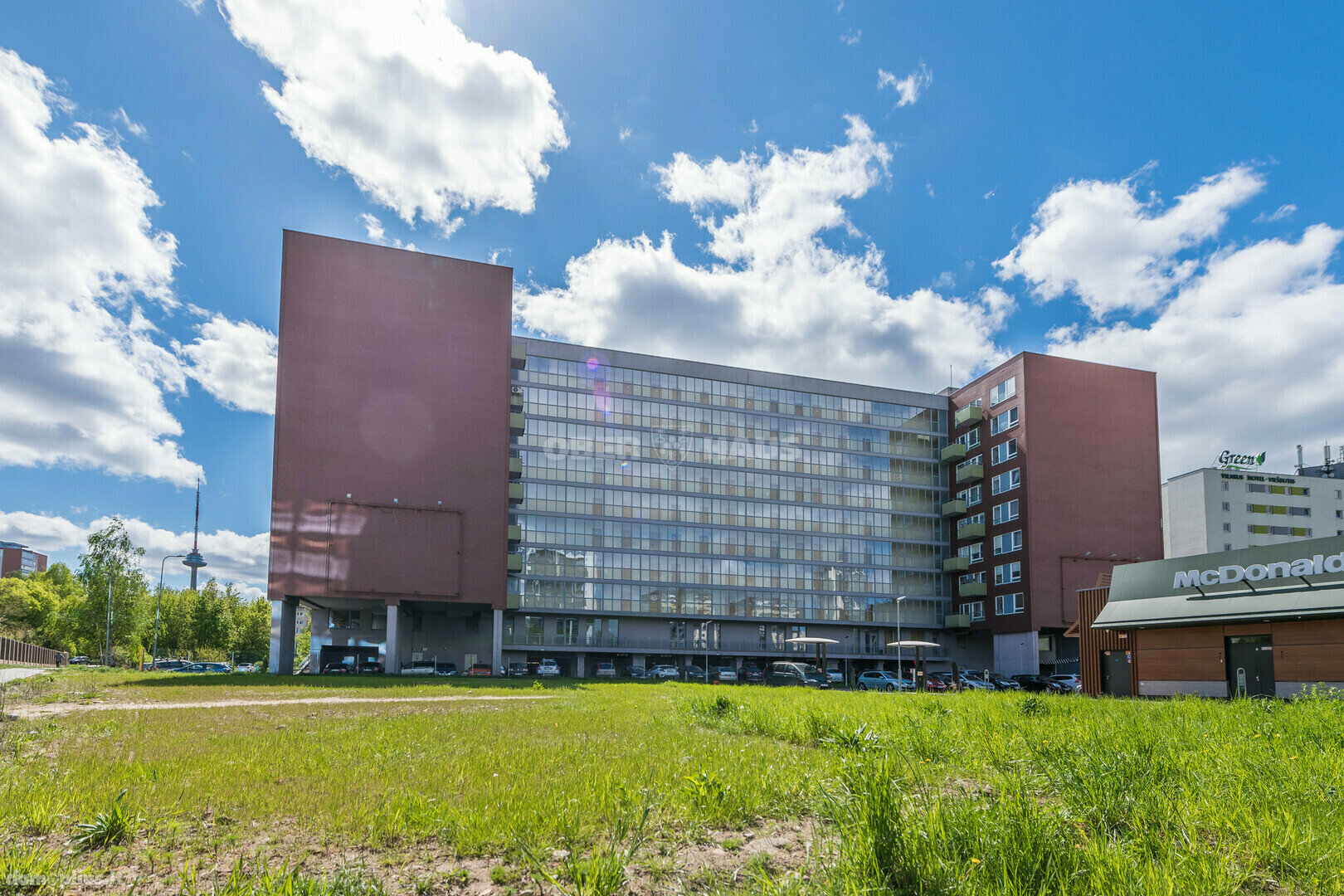 2 rooms apartment for sell Vilniuje, Karoliniškėse, Algimanto Petro Kavoliuko g.