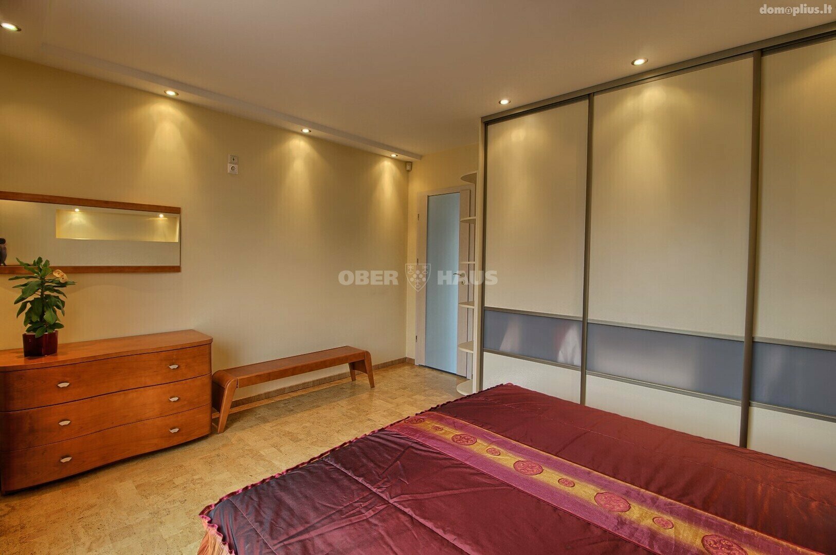 3 rooms apartment for sell Šiauliuose, Centre, Vytauto g.