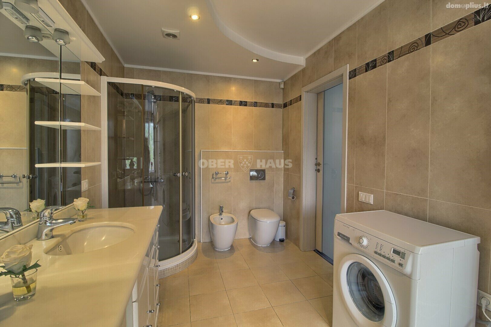 3 rooms apartment for sell Šiauliuose, Centre, Vytauto g.