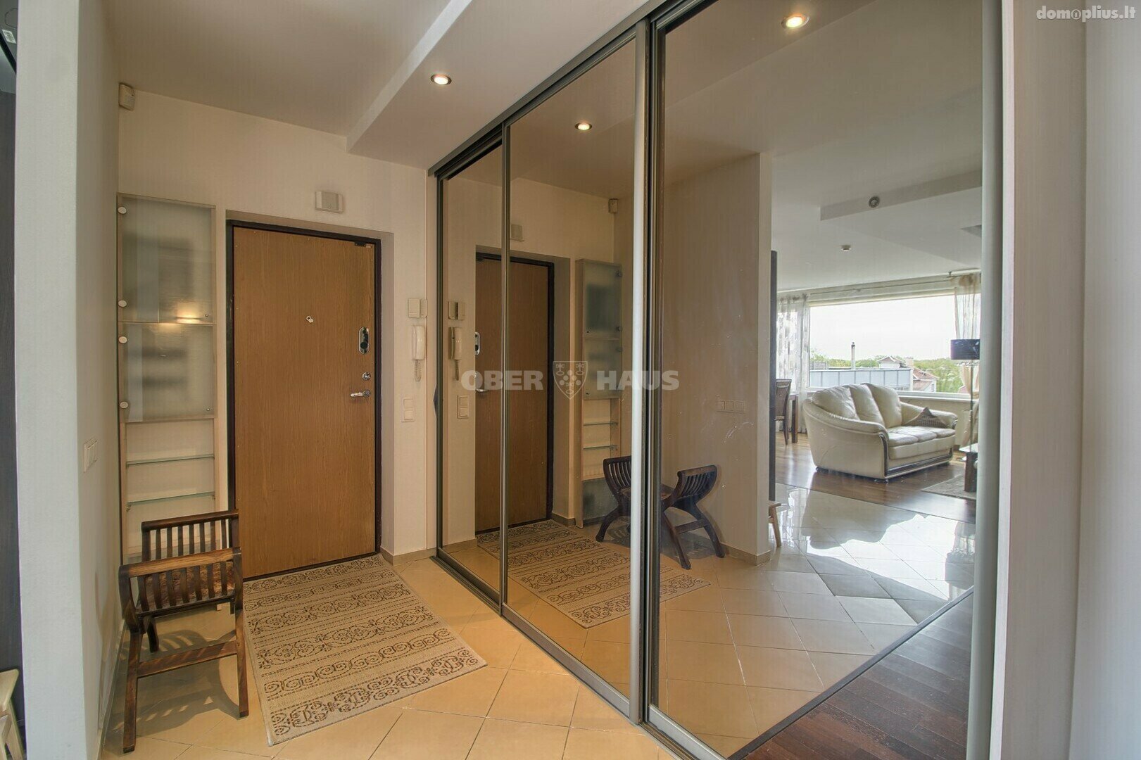 3 rooms apartment for sell Šiauliuose, Centre, Vytauto g.