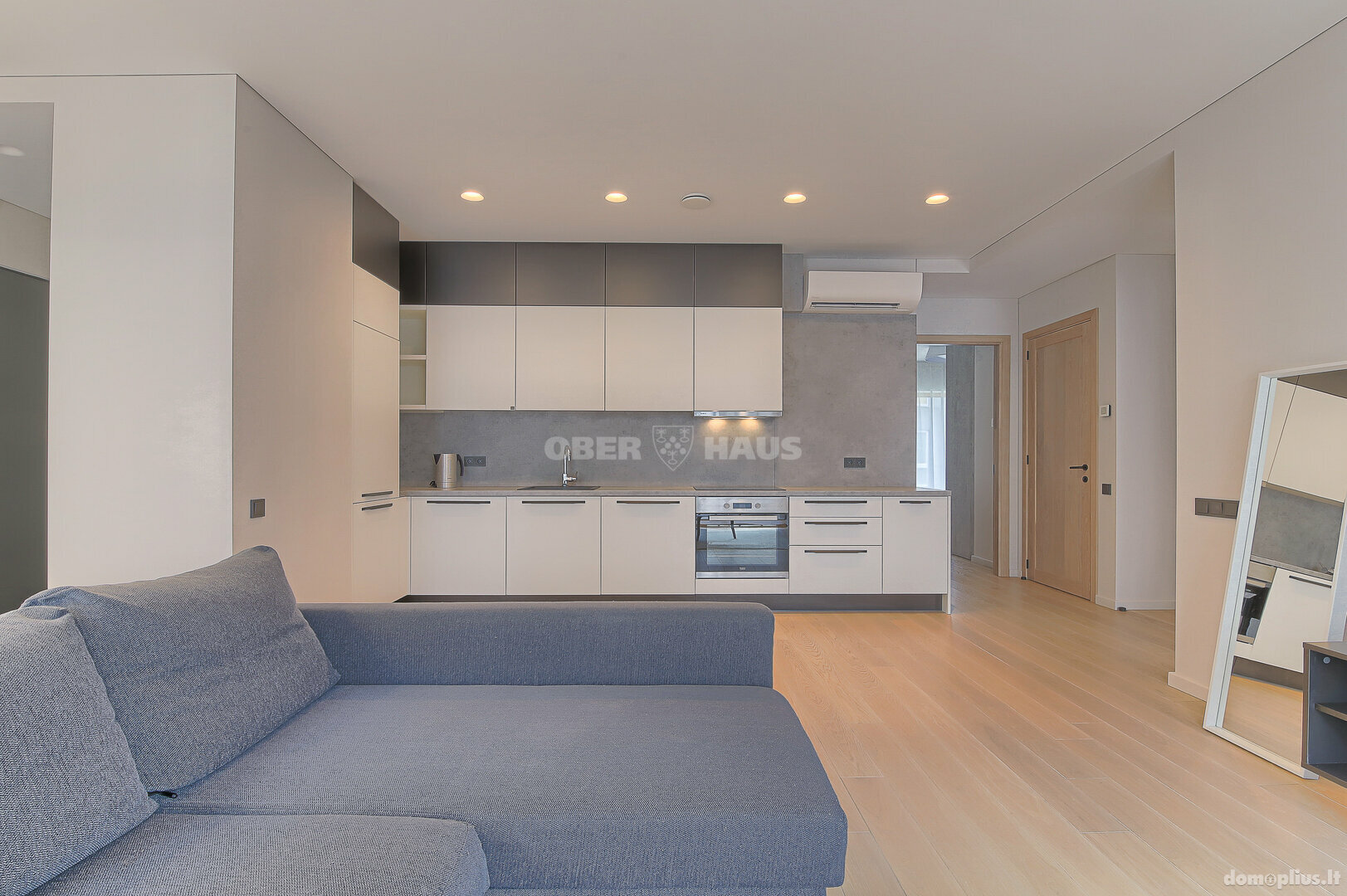3 rooms apartment for rent Vilniuje, Senamiestyje, Šv. Dvasios g.