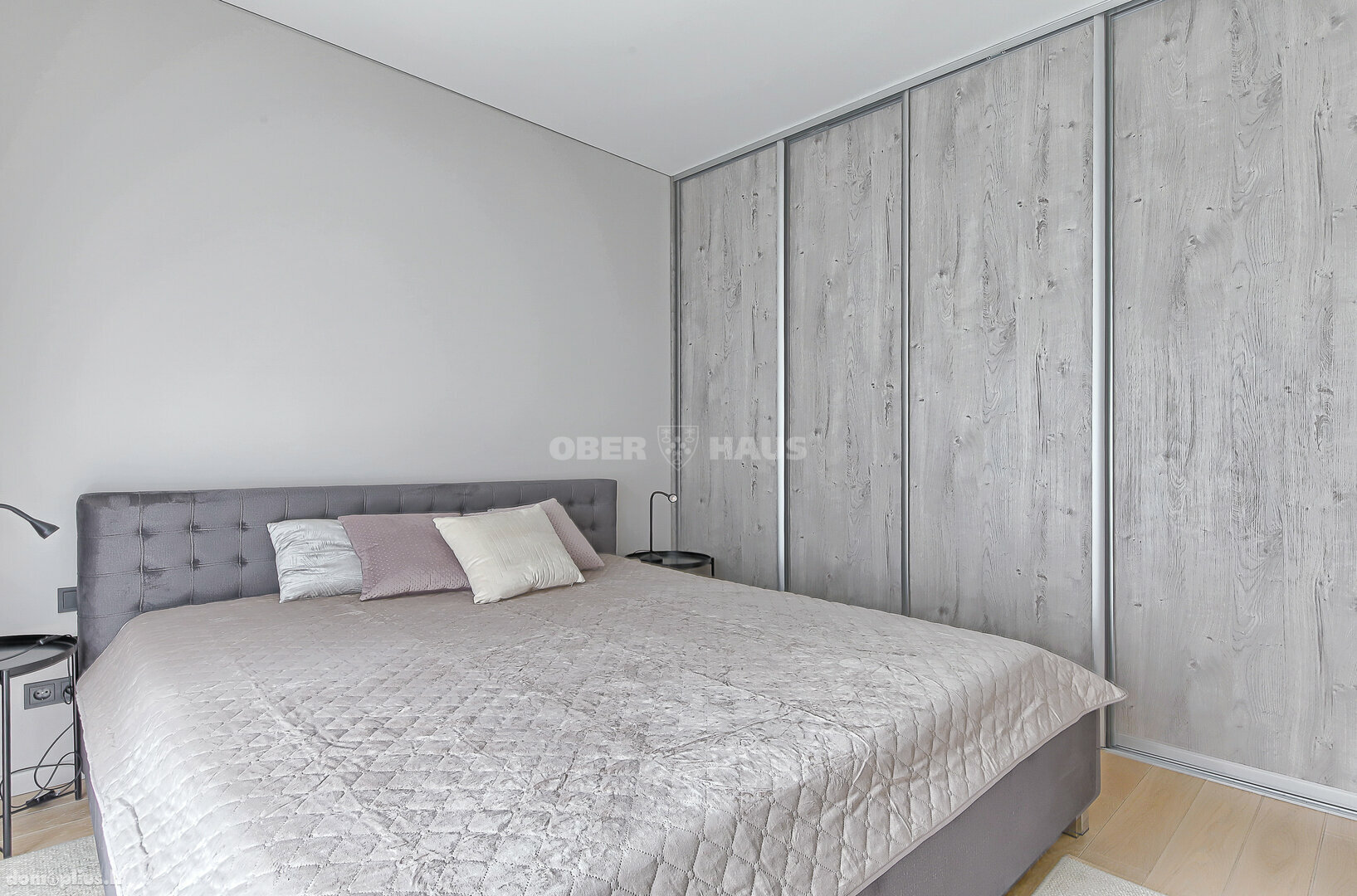 3 rooms apartment for rent Vilniuje, Senamiestyje, Šv. Dvasios g.