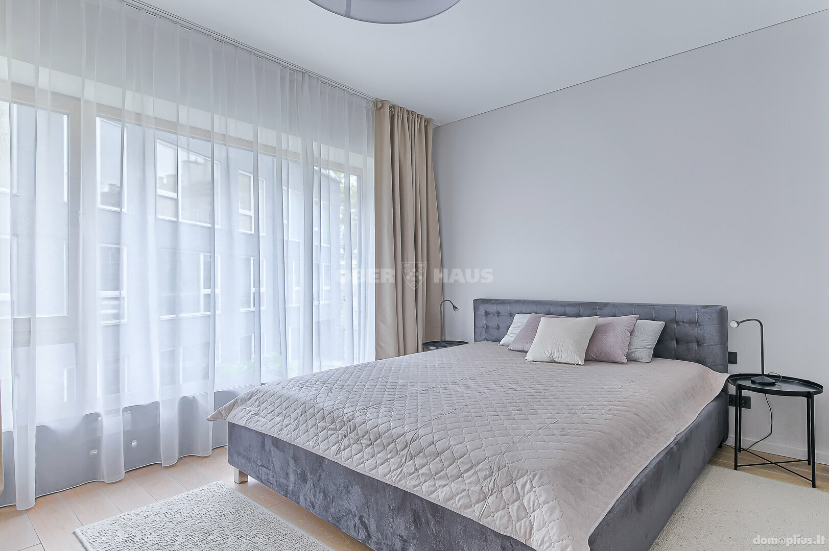 3 rooms apartment for rent Vilniuje, Senamiestyje, Šv. Dvasios g.