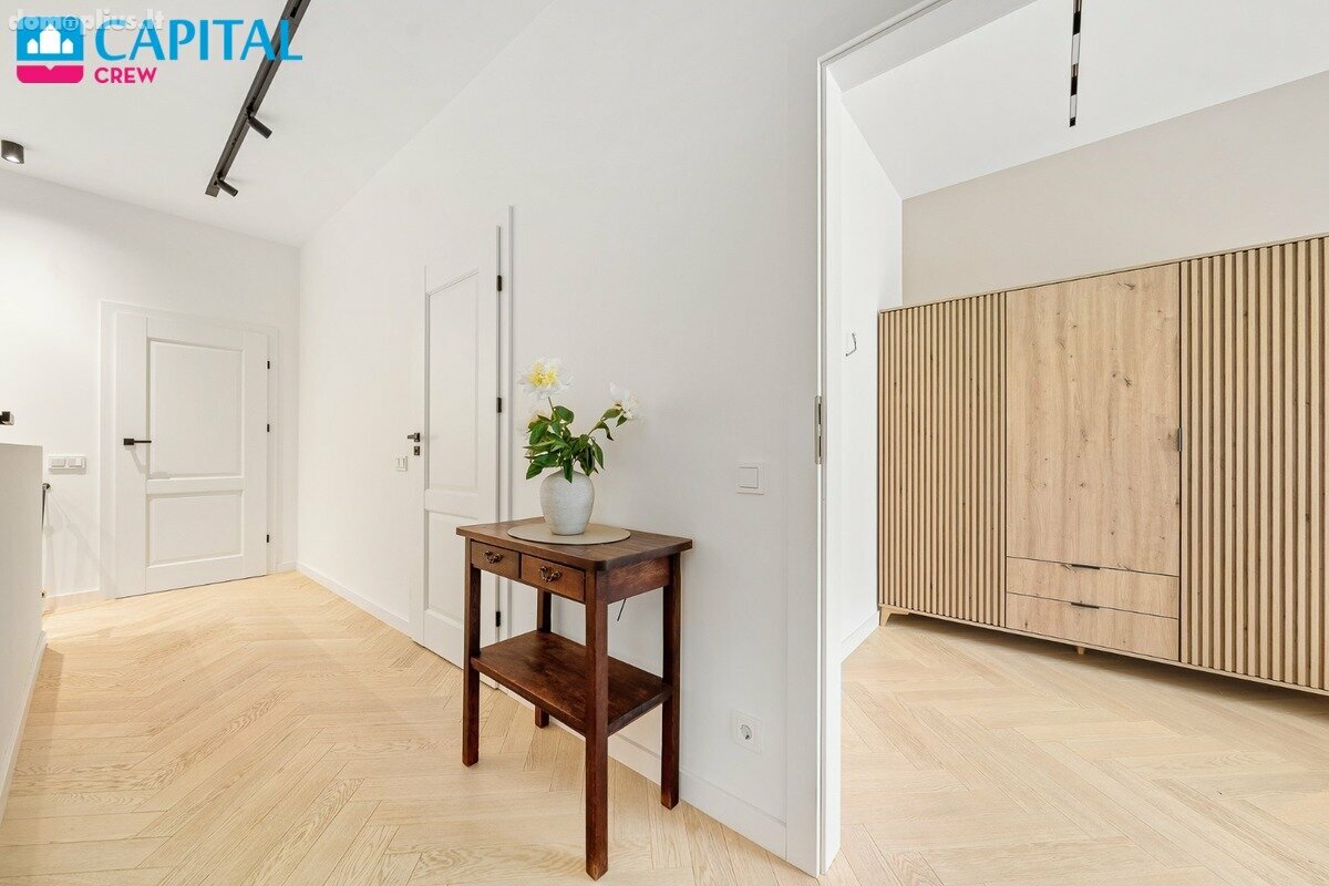 Продается 5 комнатная квартира Vilniuje, Šnipiškėse, Daugėliškio g.
