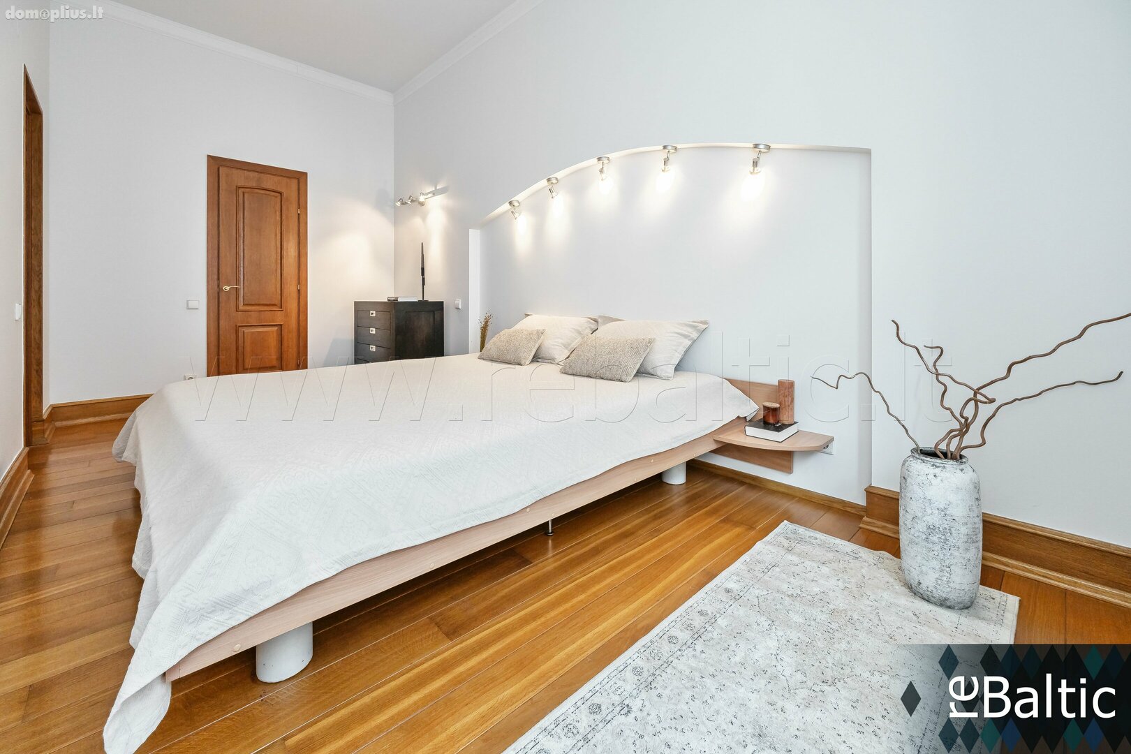 Продается 2 комнатная квартира Vilniuje, Senamiestyje, Šv. Stepono g.