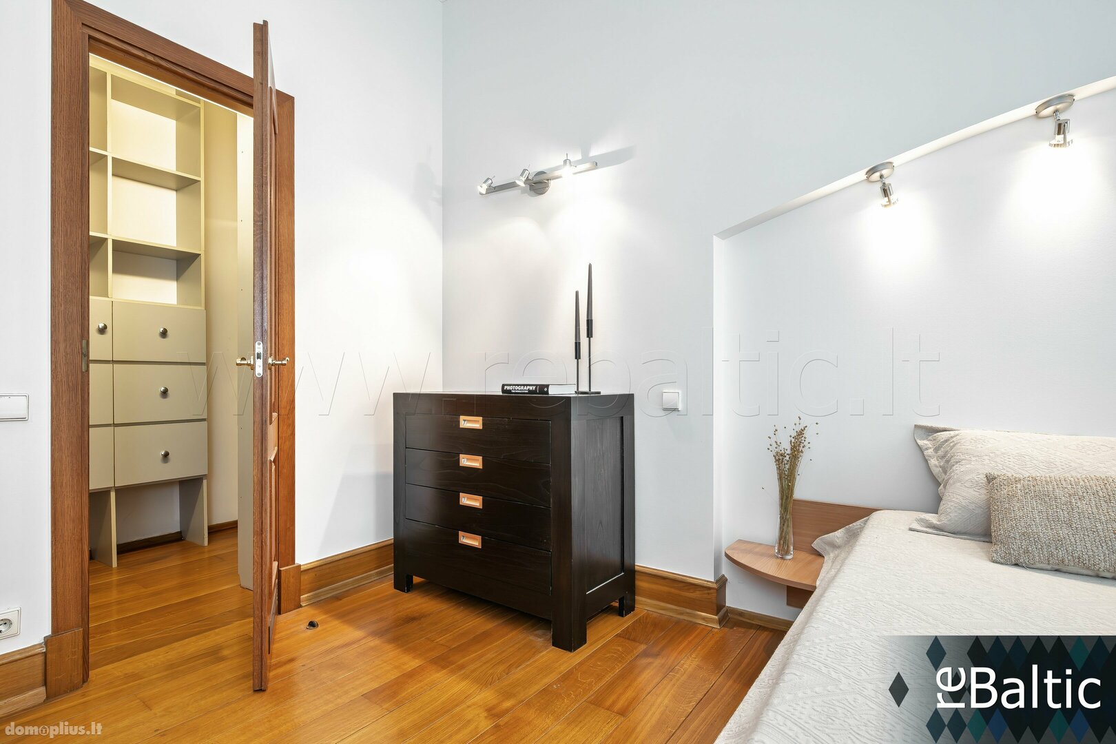 Продается 2 комнатная квартира Vilniuje, Senamiestyje, Šv. Stepono g.