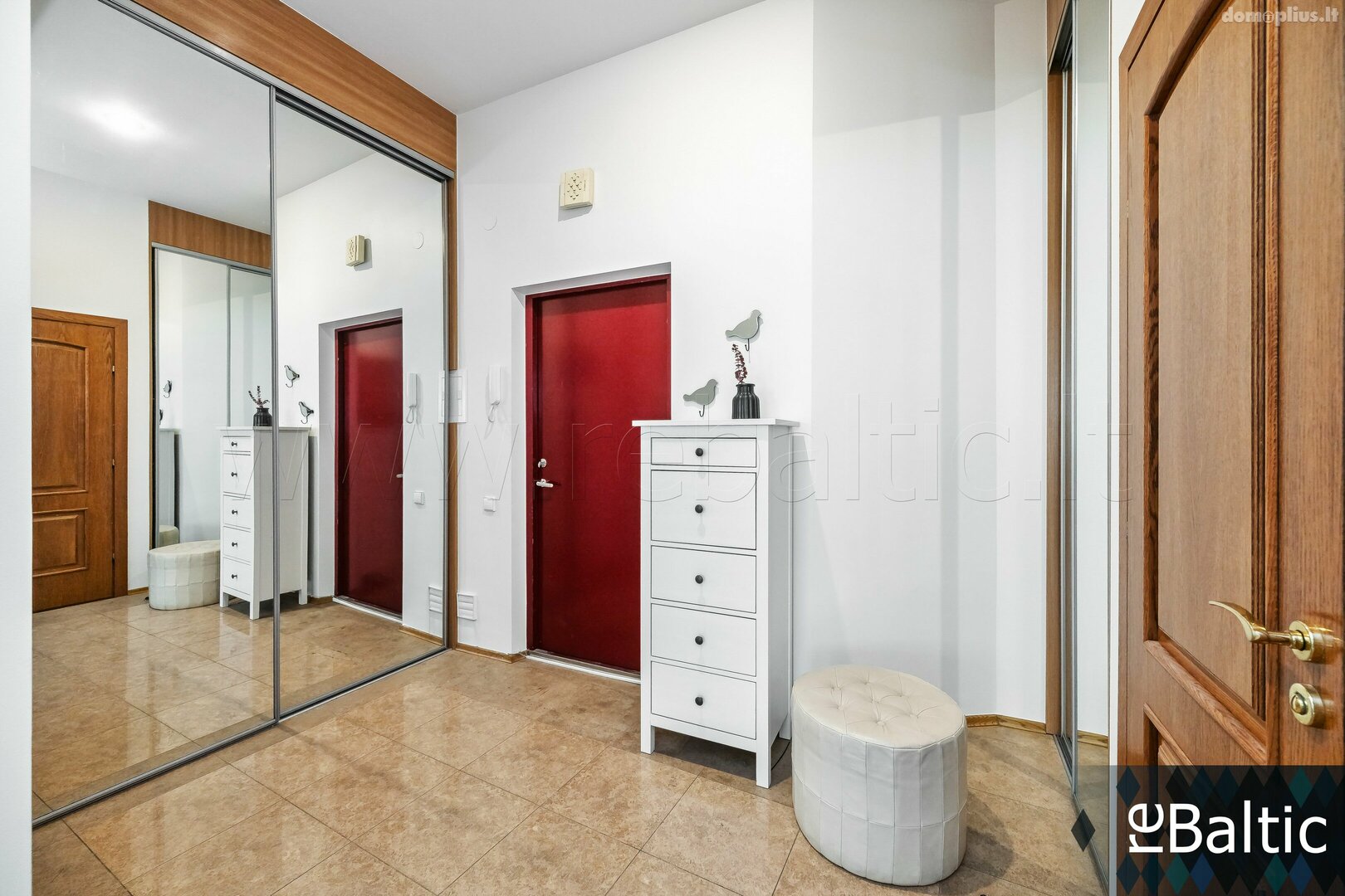 Продается 2 комнатная квартира Vilniuje, Senamiestyje, Šv. Stepono g.