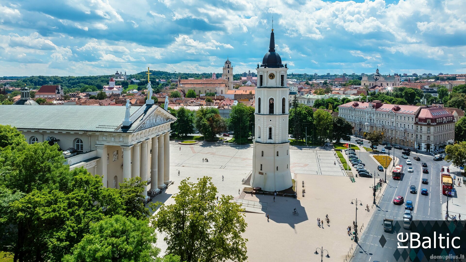 Продается 5 комнатная квартира Vilniuje, Senamiestyje, Bernardinų g.