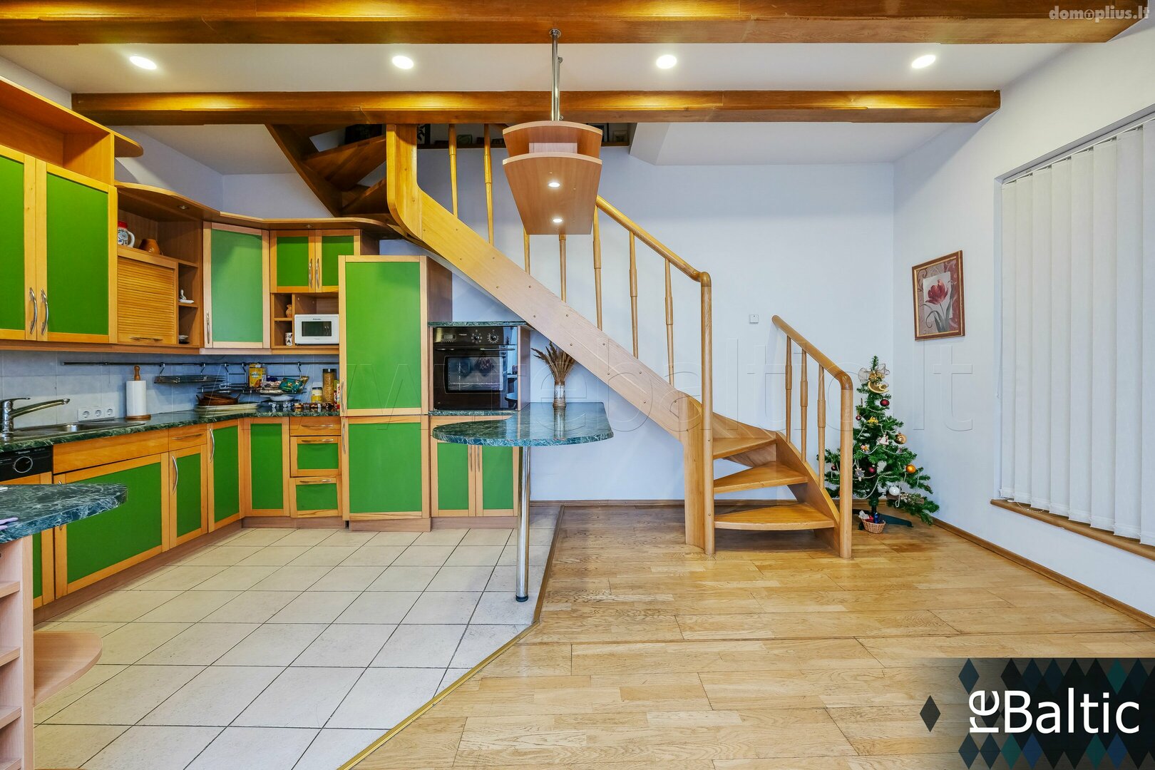 Продается 5 комнатная квартира Vilniuje, Senamiestyje, Bernardinų g.
