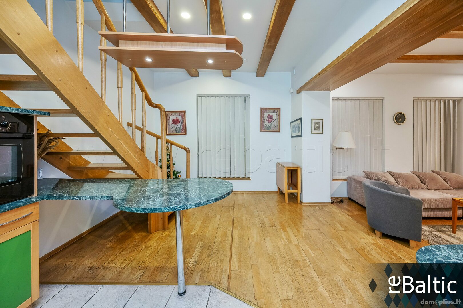 Продается 5 комнатная квартира Vilniuje, Senamiestyje, Bernardinų g.