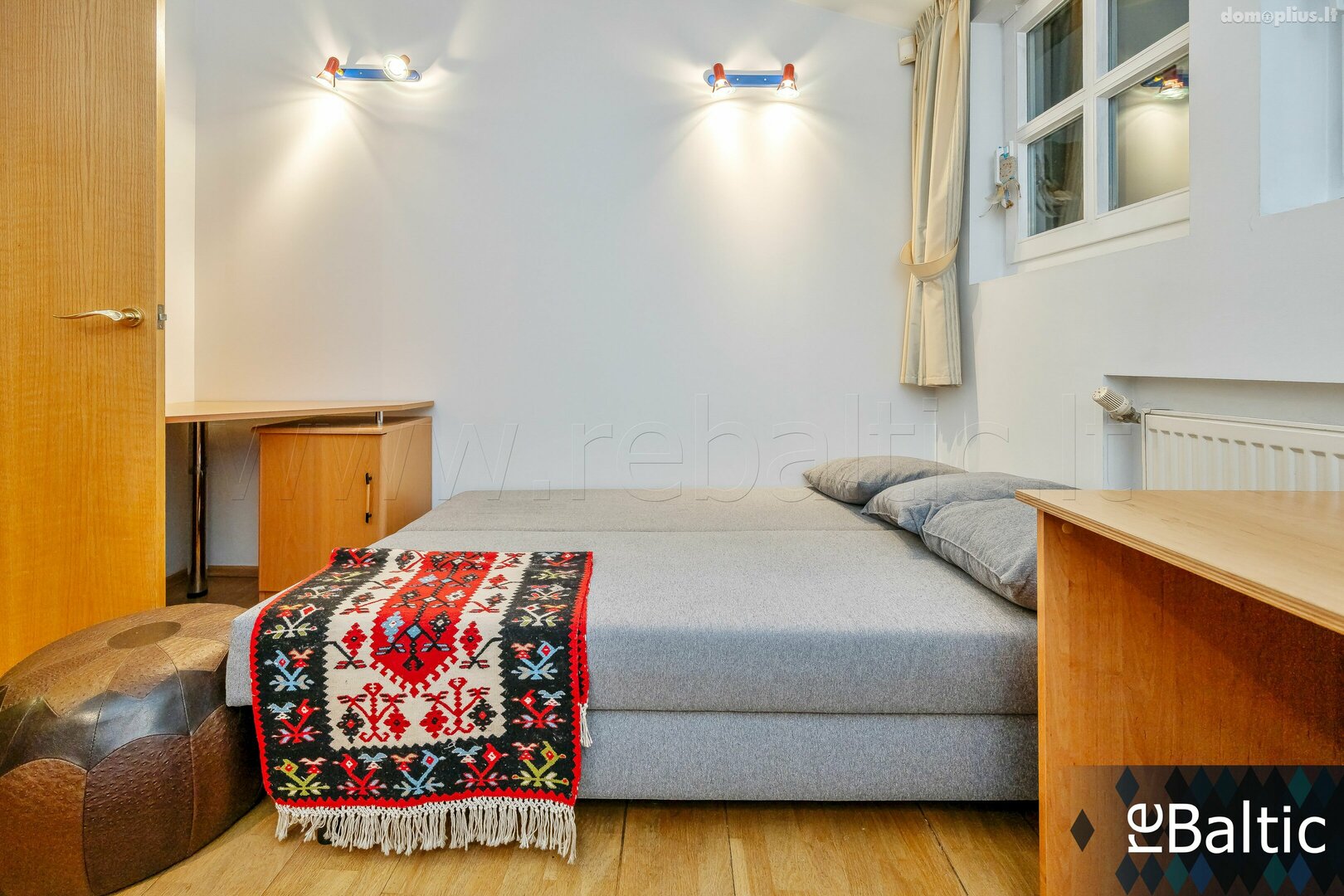Продается 5 комнатная квартира Vilniuje, Senamiestyje, Bernardinų g.