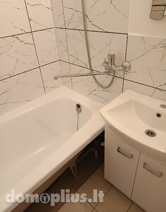 Parduodamas 2 kambarių butas Klaipėdoje, Poilsio, Nidos g.