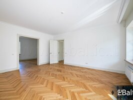 Parduodamas 3 kambarių butas Vilniuje, Antakalnyje, Nemenčinės pl.