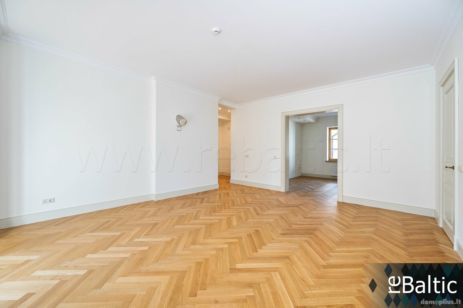 Parduodamas 3 kambarių butas Vilniuje, Antakalnyje, Nemenčinės pl.