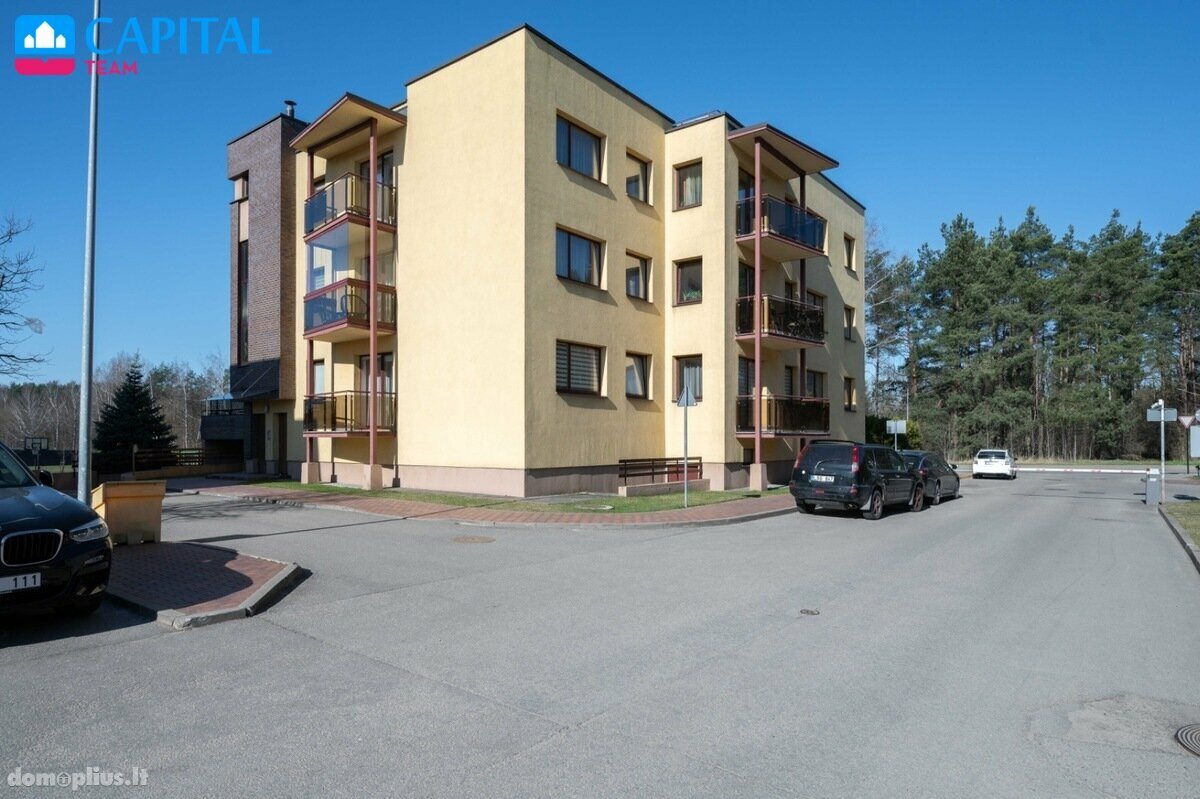 Parduodamas 3 kambarių butas Vilniuje, Kalnėnuose