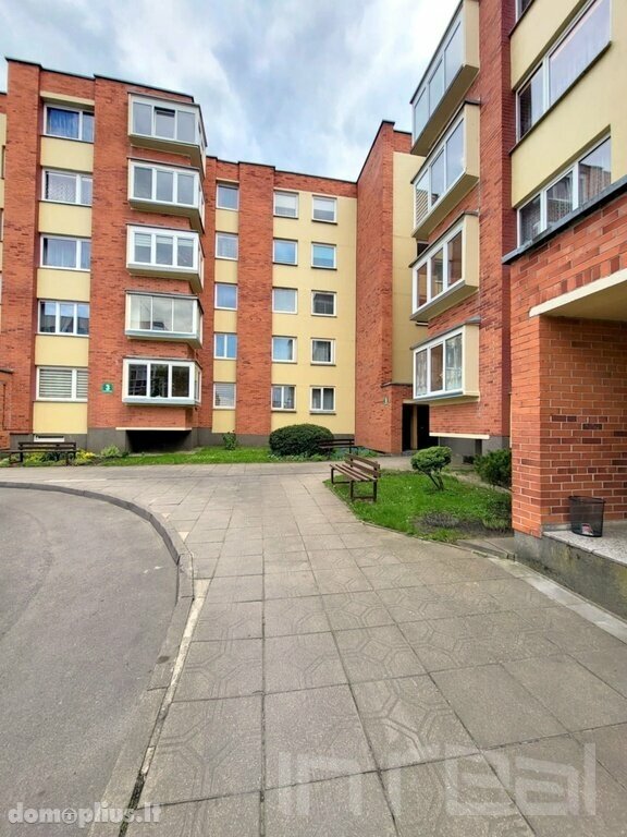 Продается 4 комнатная квартира Šiauliuose, Žaliūkiuose, Paukščių tak.
