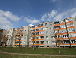 4 комнатная квартира Šiauliuose, Dainiuose, Dainų g.