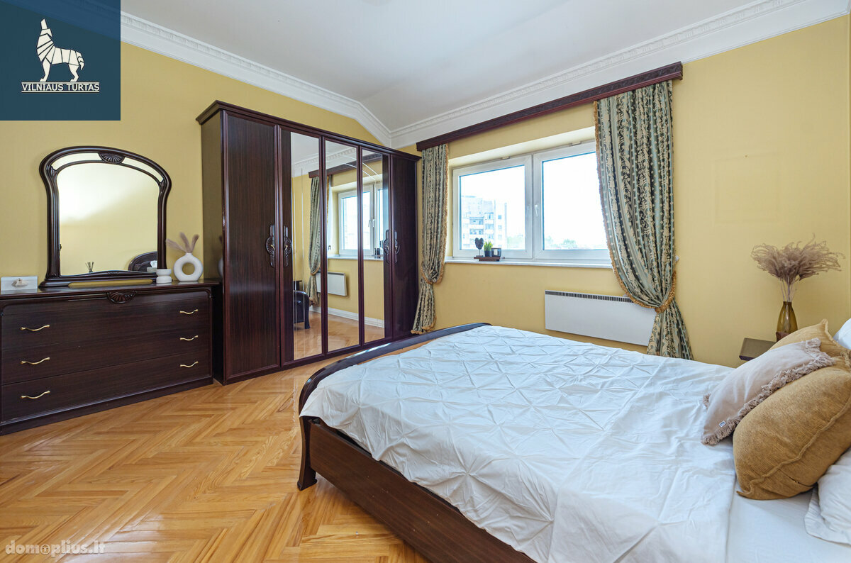 Продается 6 комнатная квартира Vilniuje, Pašilaičiuose, Laisvės pr.
