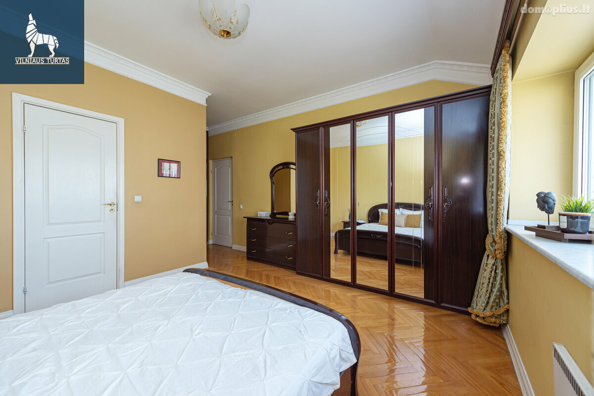 Продается 6 комнатная квартира Vilniuje, Pašilaičiuose, Laisvės pr.