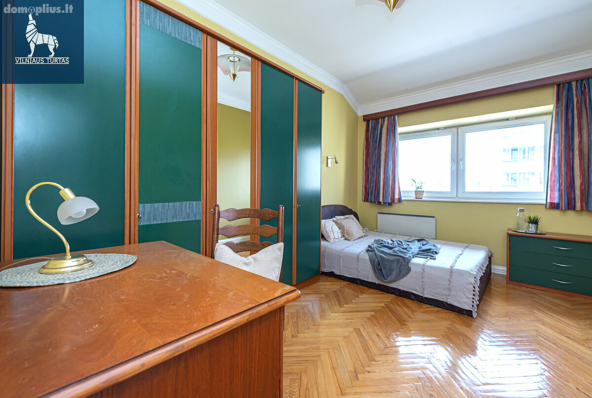Продается 6 комнатная квартира Vilniuje, Pašilaičiuose, Laisvės pr.