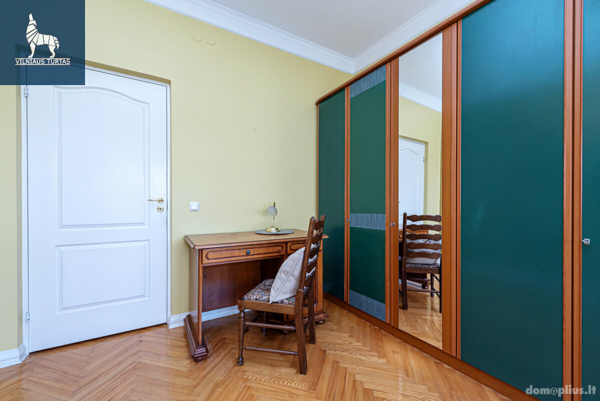 Продается 6 комнатная квартира Vilniuje, Pašilaičiuose, Laisvės pr.