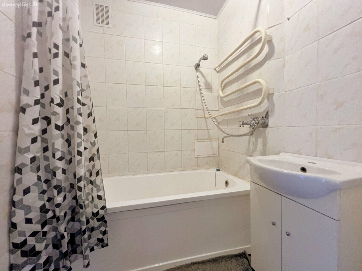 Продается 2 комнатная квартира Šiaulių rajono sav., Kužiuose, Statybininkų g.