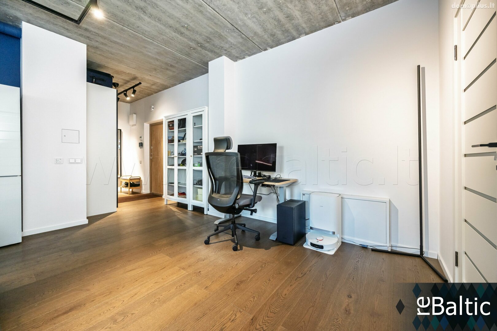 Продается 2 комнатная квартира Vilniuje, Naujamiestyje, Šaltinių g.