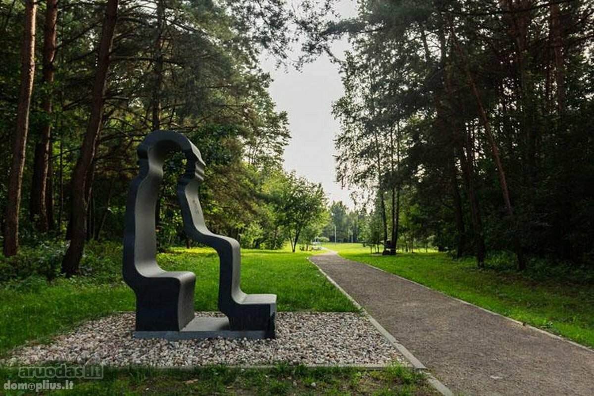 Продается 4 комнатная квартира Vilniuje, Antakalnyje, Nemenčinės pl.