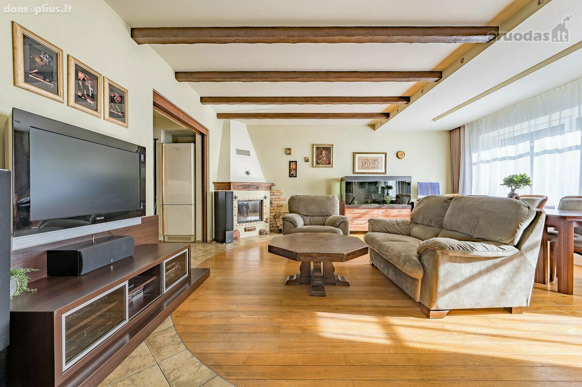 Продается 4 комнатная квартира Vilniuje, Antakalnyje, Nemenčinės pl.