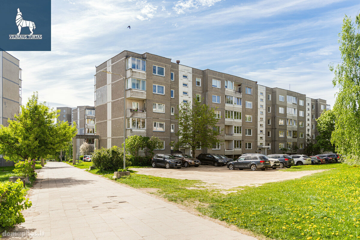 Продается 4 комнатная квартира Vilniuje, Fabijoniškėse, P. Žadeikos g.