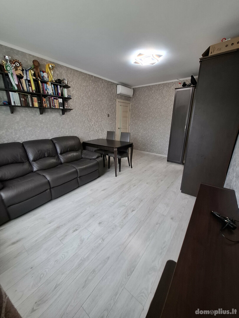 Parduodamas 2 kambarių butas Vilniuje, Žemieji Paneriai, Vaduvos g.