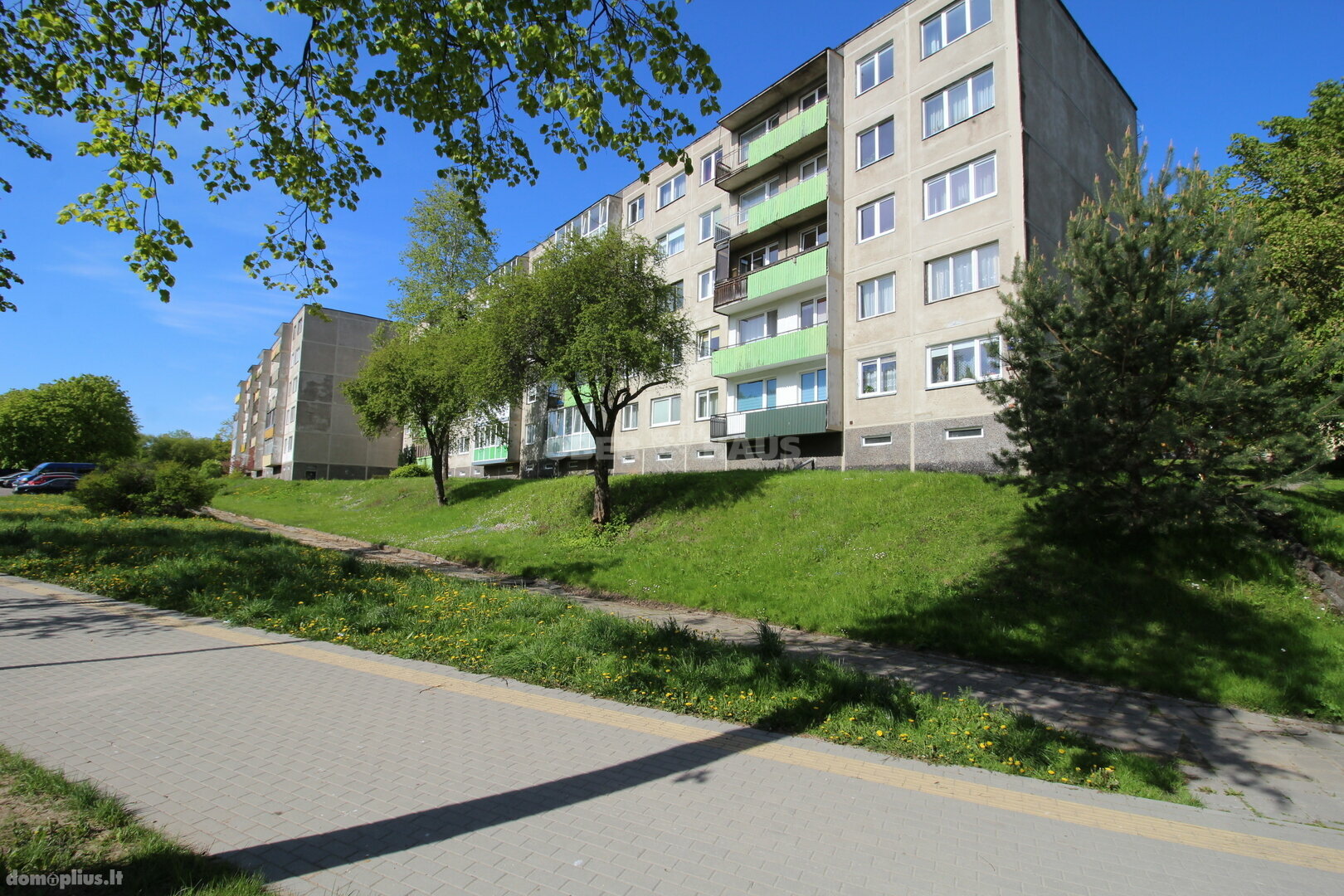 Parduodamas 2 kambarių butas Šiauliuose, Centre, Ežero g.