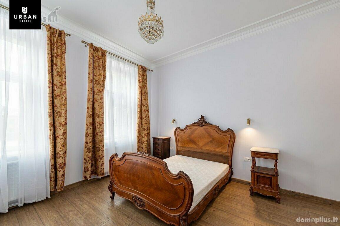 Parduodamas 3 kambarių butas Kaune, Senamiestyje, D. Poškos g.