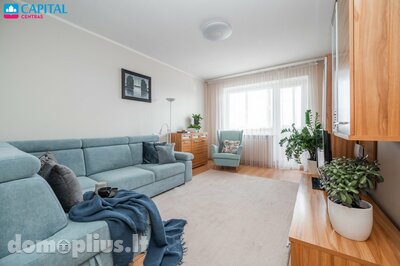 Parduodamas 3 kambarių butas Vilniuje, Fabijoniškėse, P. Žadeikos g.