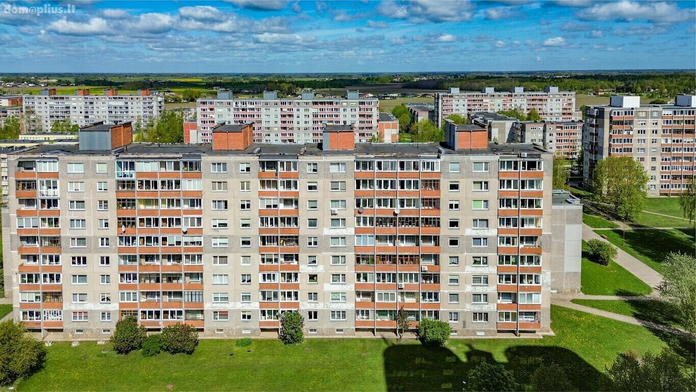 Parduodamas 2 kambarių butas Šiauliuose, Dainiuose, Dainų g.