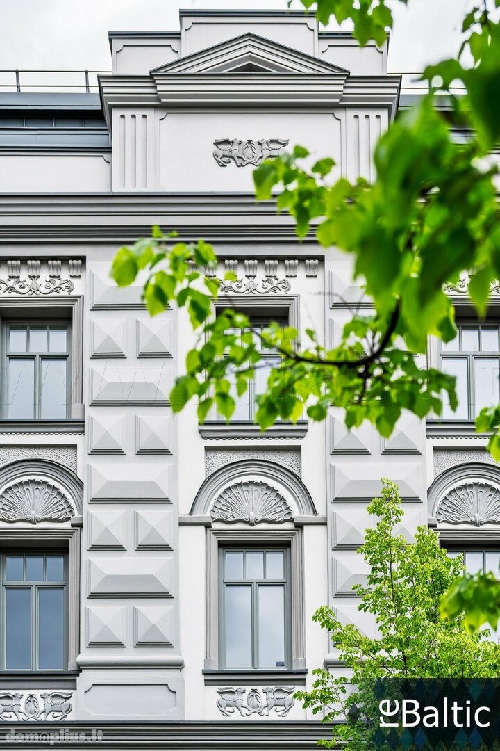 Parduodamas 3 kambarių butas Vilniuje, Senamiestyje, Gedimino pr.