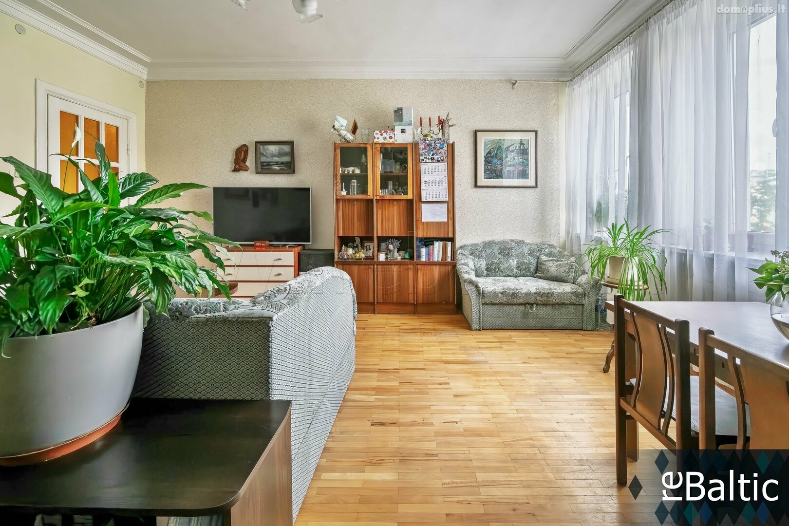 Parduodamas 3 kambarių butas Vilniuje, Senamiestyje, Gedimino pr.