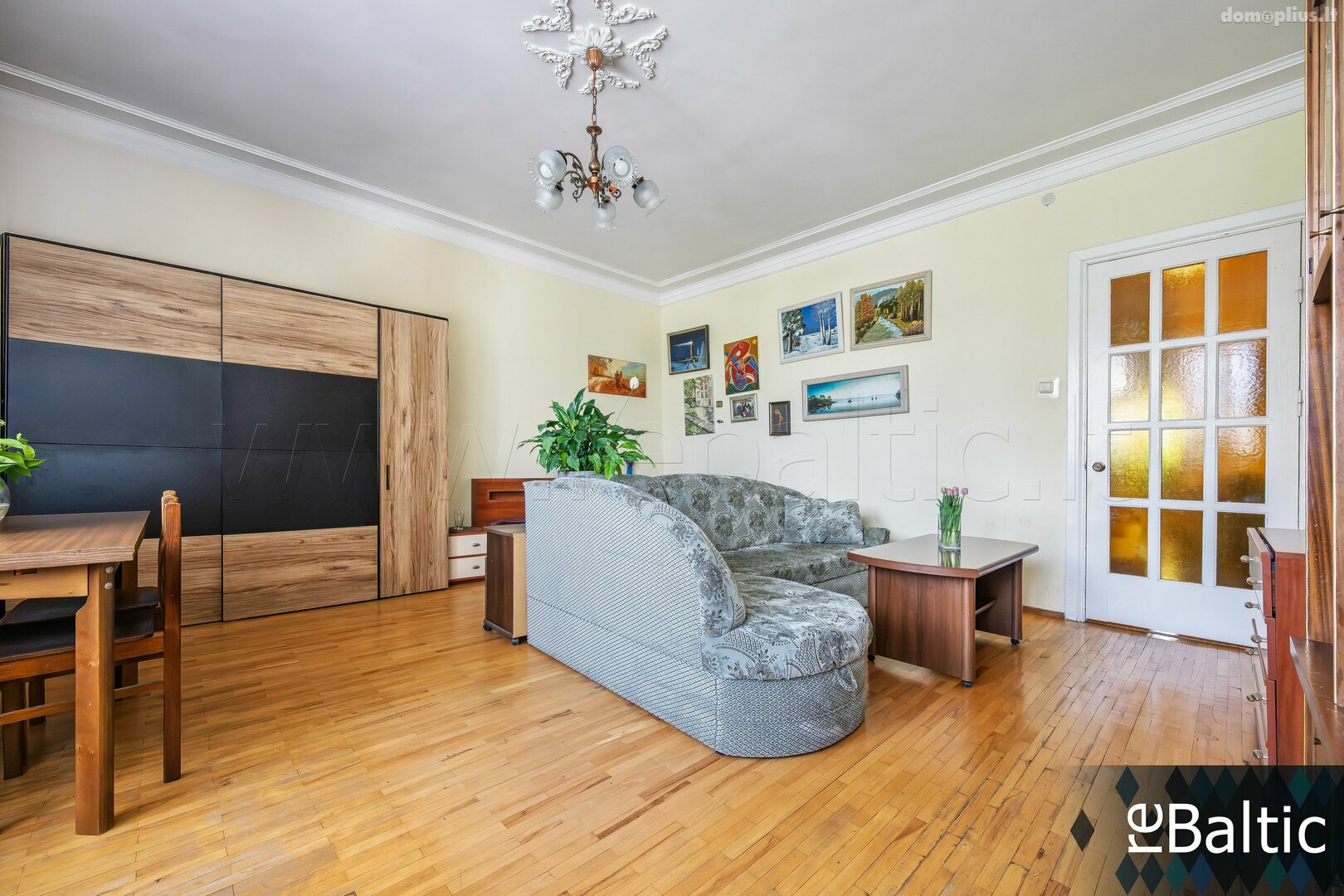 Parduodamas 3 kambarių butas Vilniuje, Senamiestyje, Gedimino pr.