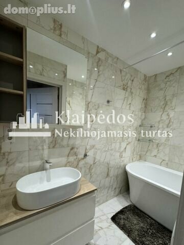 Продается 2 комнатная квартира Klaipėdoje, Bandužiuose, Jūrininkų pr.