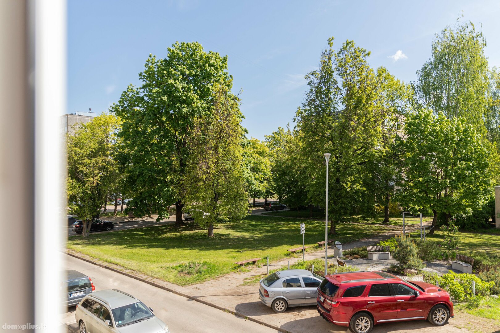 Parduodamas 3 kambarių butas Vilniuje, Lazdynuose, Žėručio g.