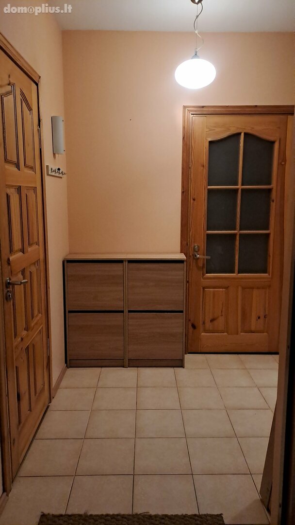2 kambarių buto nuoma Vilniuje, Lazdynuose, Jonažolių g.