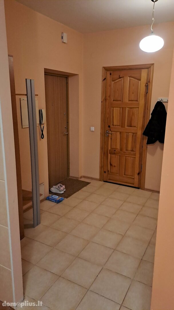 2 kambarių buto nuoma Vilniuje, Lazdynuose, Jonažolių g.