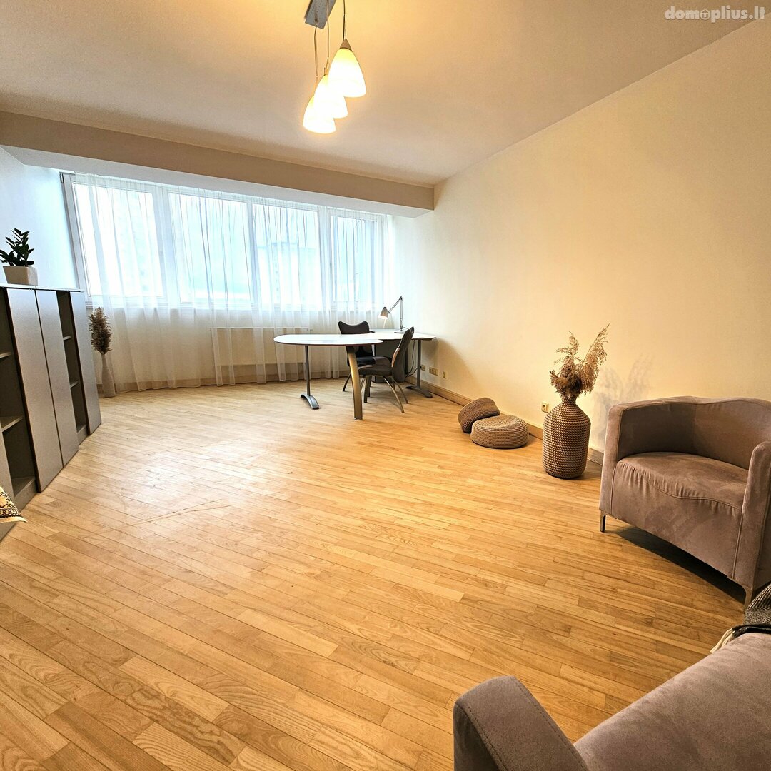 Сдаю 3 комнатную квартиру Kaune, Žaliakalnyje, Saulės g.
