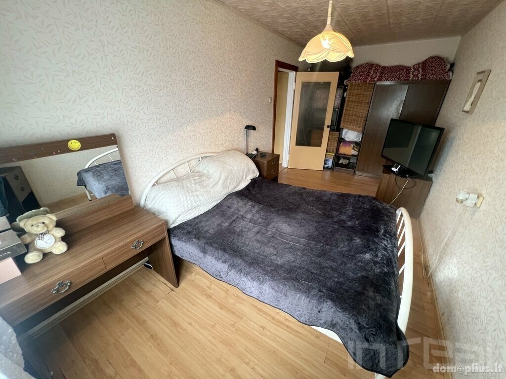 Parduodamas 2 kambarių butas Šiauliuose, Žaliūkiuose
