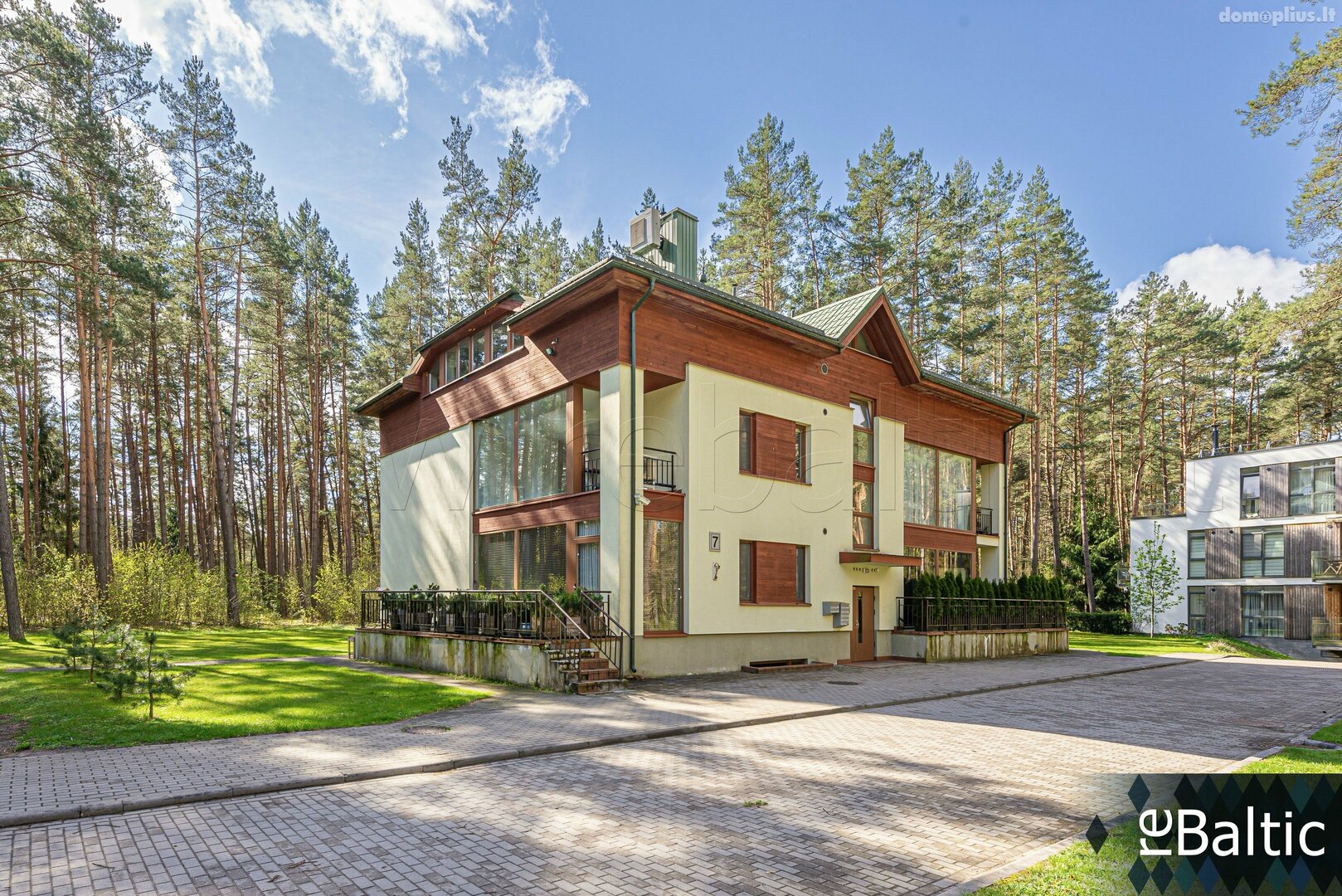 Parduodamas 4 kambarių butas Vilniuje, Valakampiuose, Turniškių g.