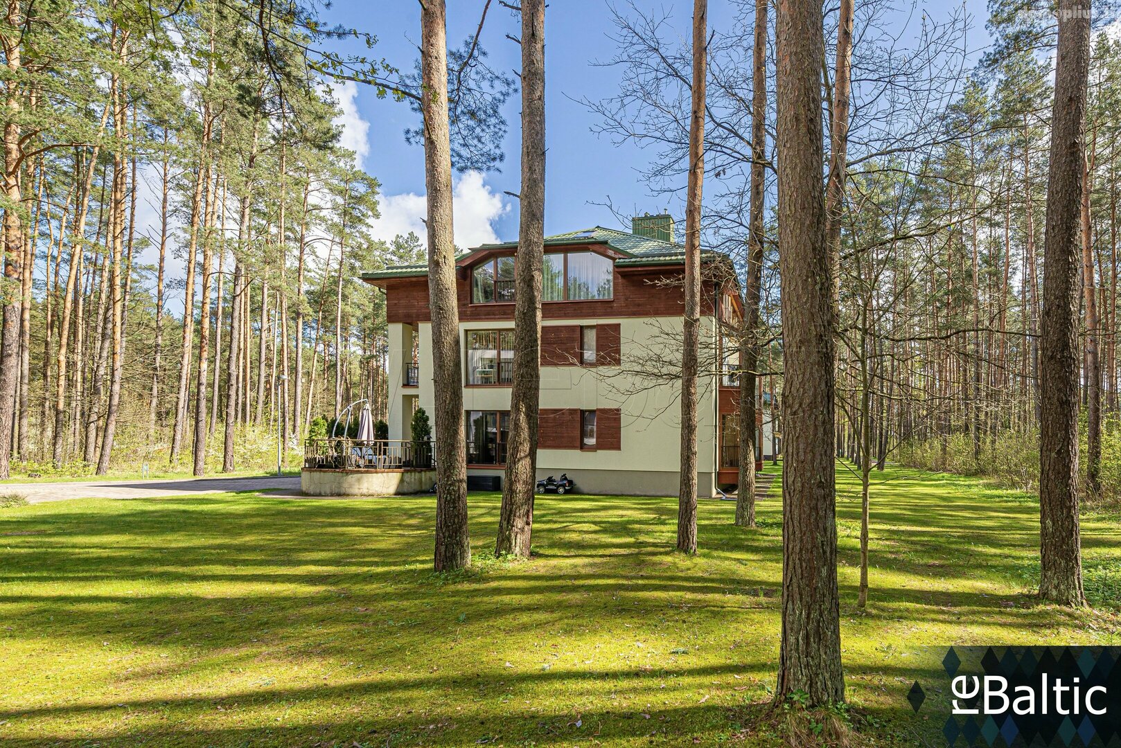 Parduodamas 4 kambarių butas Vilniuje, Valakampiuose, Turniškių g.