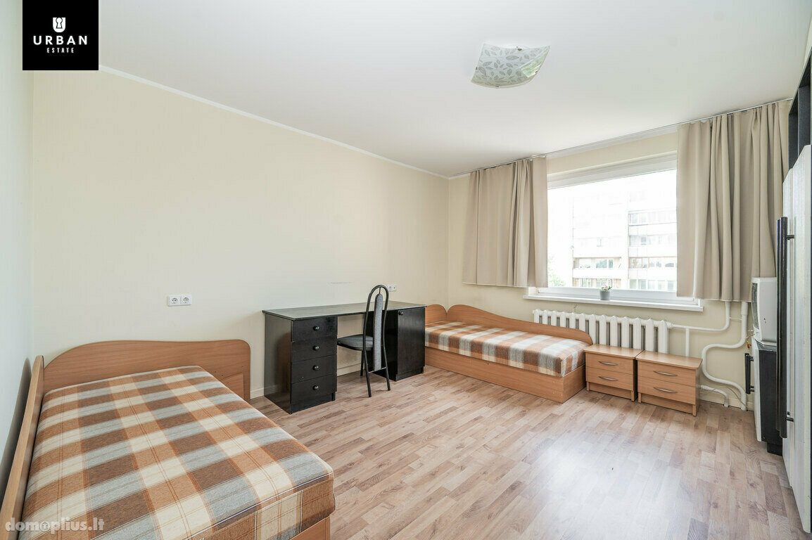 Parduodamas 4 kambarių butas Vilniuje, Naujamiestyje, Skroblų g.