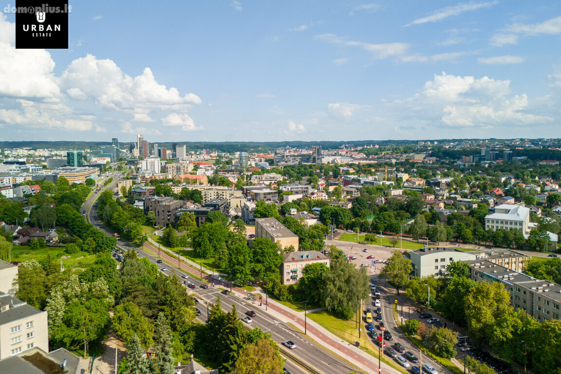 Parduodamas 4 kambarių butas Vilniuje, Žvėryne, Sėlių g.